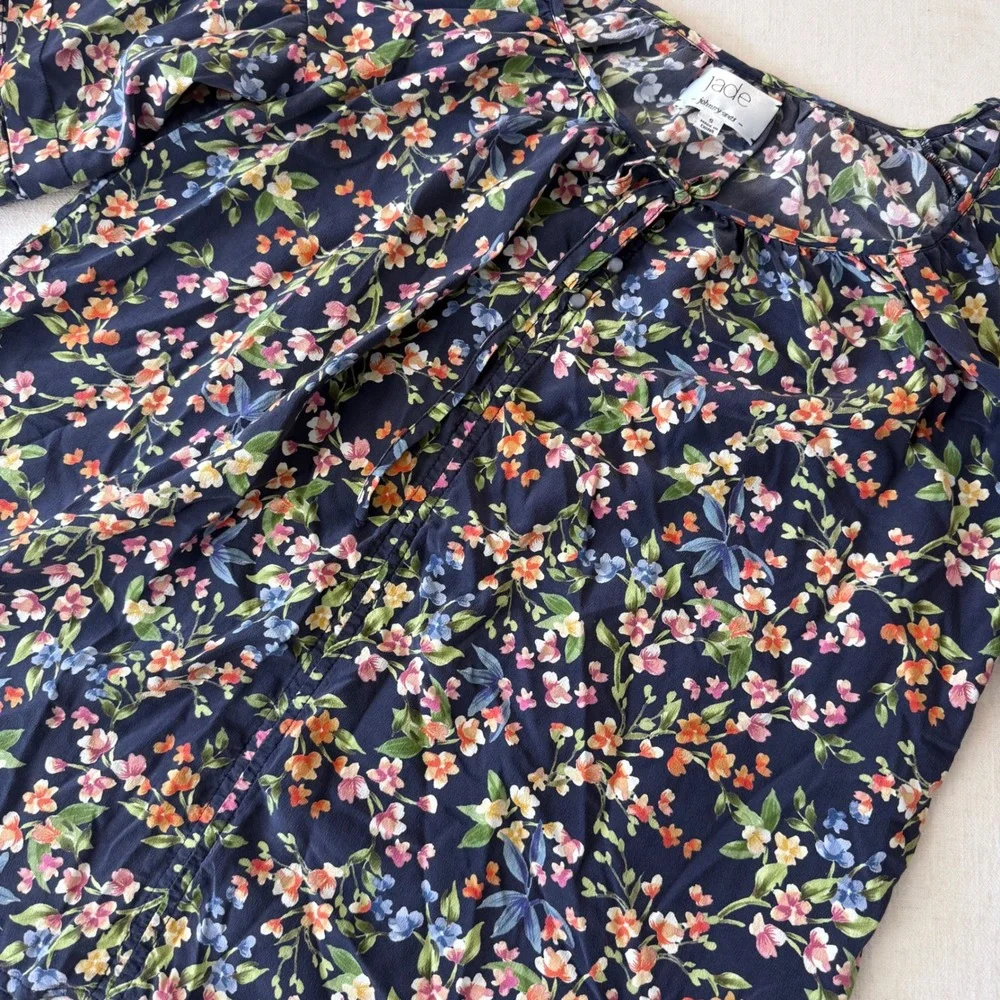 Jade Johnny Was Navy Floral 100%‎ Silk Puff Sleeve Tie Neck Blouse Small
